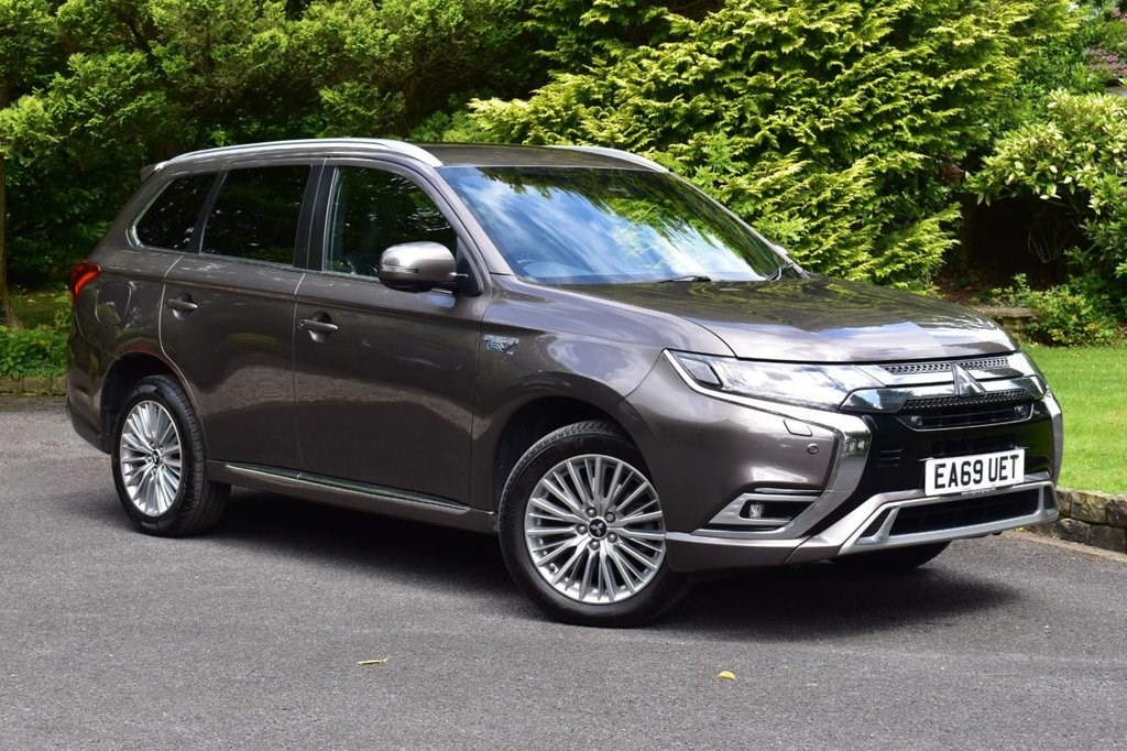 Mitsubishi Outlander Listing Image