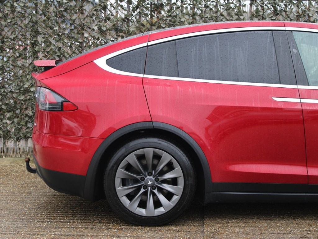 Tesla Model X Listing Image