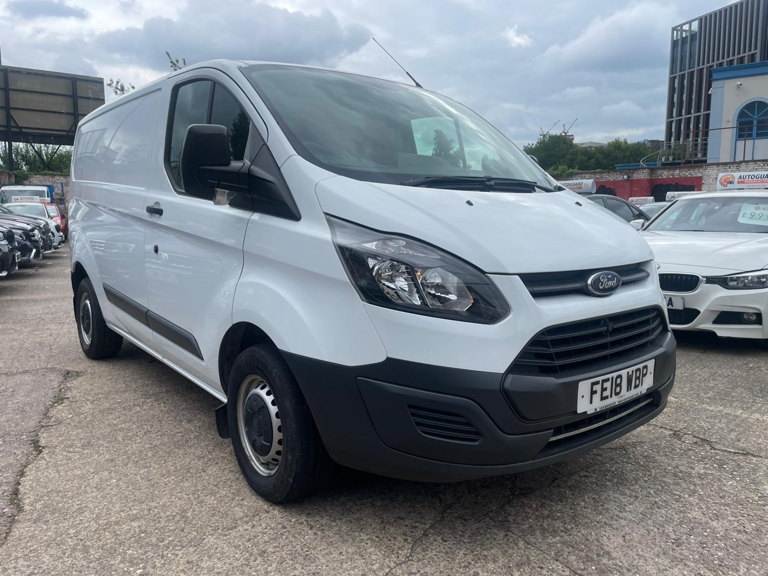 Ford Transit Custom Listing Image