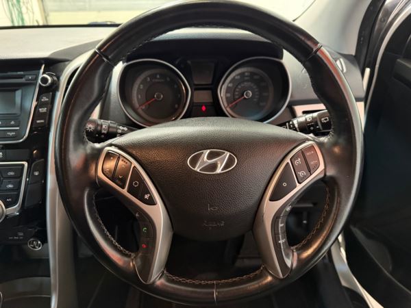2016 (66) Hyundai i30 1.6 SE 5dr Auto For Sale In Witney, Oxfordshire