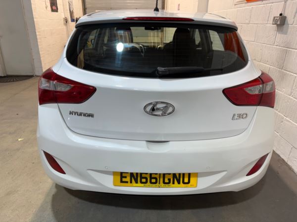2016 (66) Hyundai i30 1.6 SE 5dr Auto For Sale In Witney, Oxfordshire