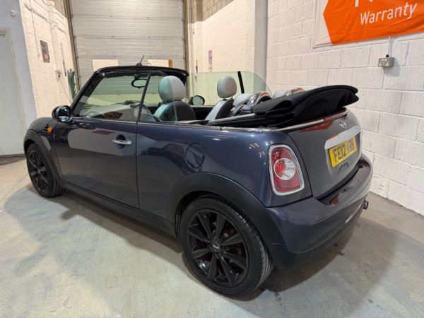 2012 (12) MINI Convertible 1.6 Cooper 2dr For Sale In Witney, Oxfordshire