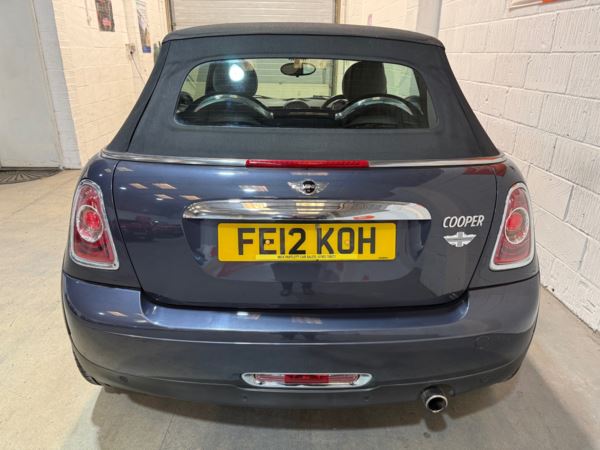 2012 (12) MINI Convertible 1.6 Cooper 2dr For Sale In Witney, Oxfordshire