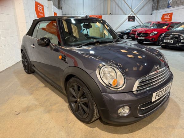 2012 (12) MINI Convertible 1.6 Cooper 2dr For Sale In Witney, Oxfordshire