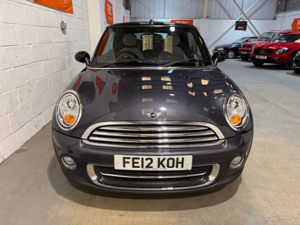 2012 (12) MINI Convertible 1.6 Cooper 2dr For Sale In Witney, Oxfordshire