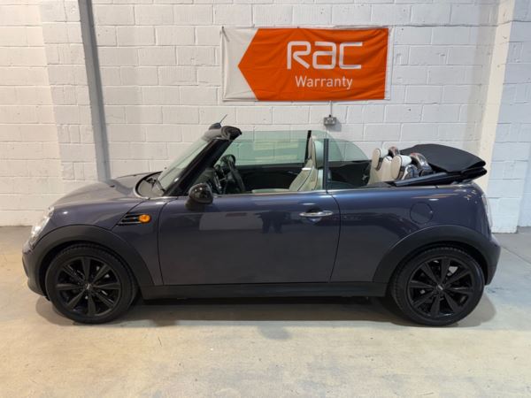 2012 (12) MINI Convertible 1.6 Cooper 2dr For Sale In Witney, Oxfordshire