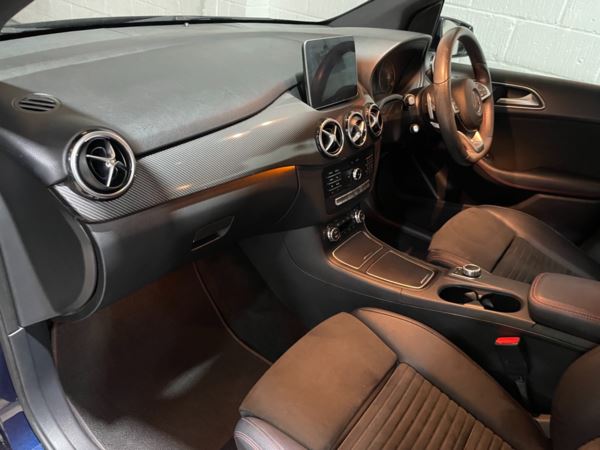 2018 (18) Mercedes-Benz B CLASS B180d AMG Line 5dr Auto For Sale In Witney, Oxfordshire