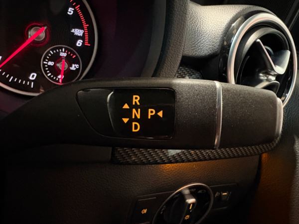 2018 (18) Mercedes-Benz B CLASS B180d AMG Line 5dr Auto For Sale In Witney, Oxfordshire