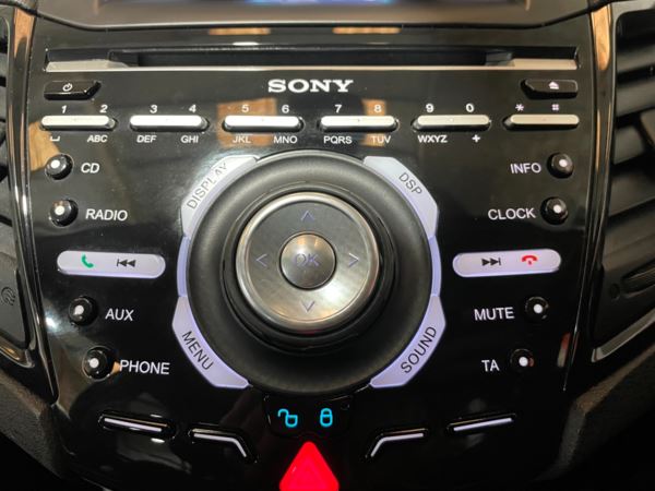 2015 (15) Ford Fiesta 1.6 Titanium 5dr Powershift For Sale In Witney, Oxfordshire