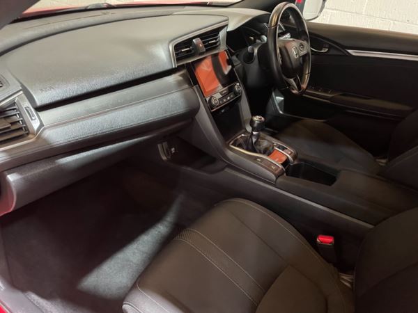2018 (18) Honda Civic 1.0 VTEC Turbo SR 5dr For Sale In Witney, Oxfordshire