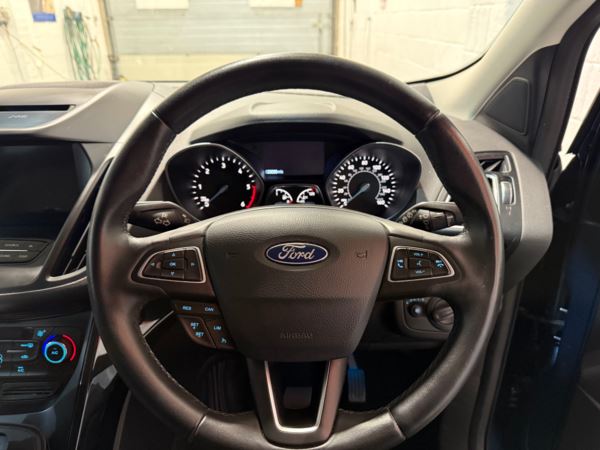 2019 (19) Ford Kuga 2.0 TDCi Titanium Edition 5dr Auto 2WD For Sale In Witney, Oxfordshire
