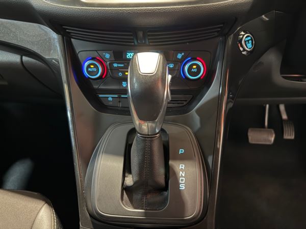 2019 (19) Ford Kuga 2.0 TDCi Titanium Edition 5dr Auto 2WD For Sale In Witney, Oxfordshire