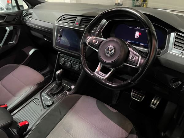 2018 (68) Volkswagen Tiguan 2.0 TDi 150 4Motion R-Line 5dr DSG For Sale In Witney, Oxfordshire