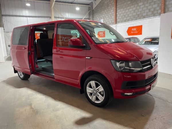 2017 Volkswagen Transporter 2.0 TDI BMT 204 Highline Kombi Van DSG For Sale In Witney, Oxfordshire