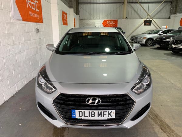 2018 (18) Hyundai i40 1.7 CRDi Blue Drive SE Nav 4dr DCT For Sale In Witney, Oxfordshire