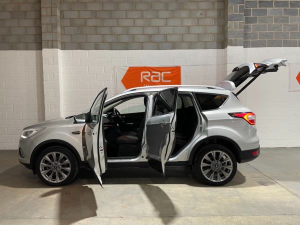 2019 (19) Ford Kuga 2.0 TDCi Titanium X Edition 5dr Auto 2WD For Sale In Witney, Oxfordshire
