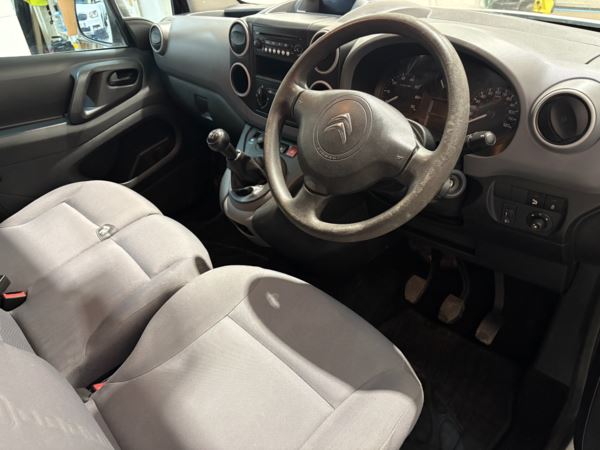 2015 (15) Citroen Berlingo 1.6 HDi 625Kg Enterprise 75ps For Sale In Witney, Oxfordshire