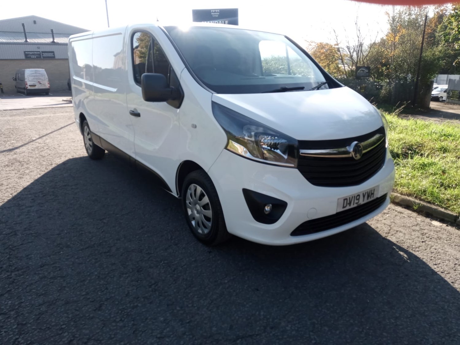 Vauxhall Vivaro Listing Image