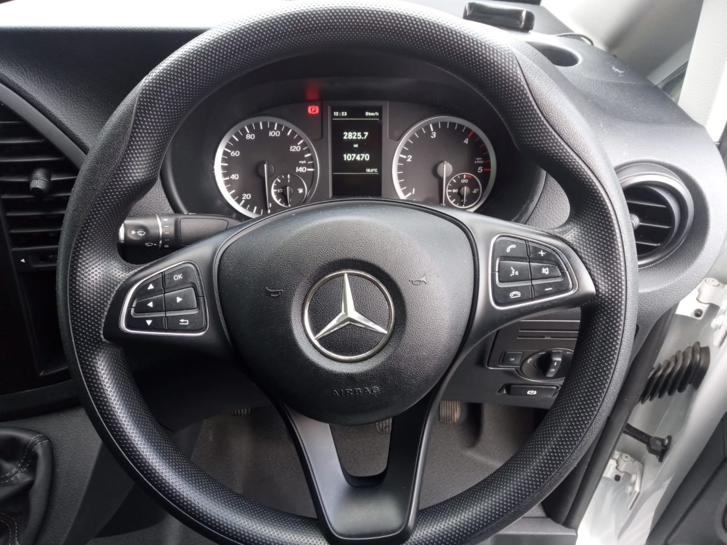 Mercedes-Benz Vito Listing Image