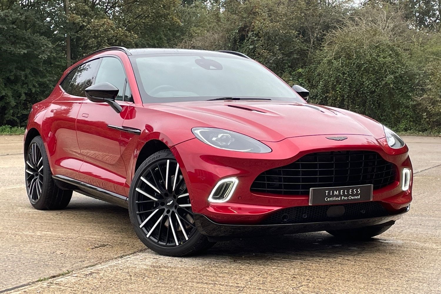 Aston Martin DBX Listing Image