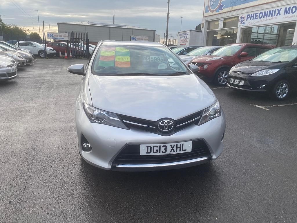 Toyota Auris Listing Image