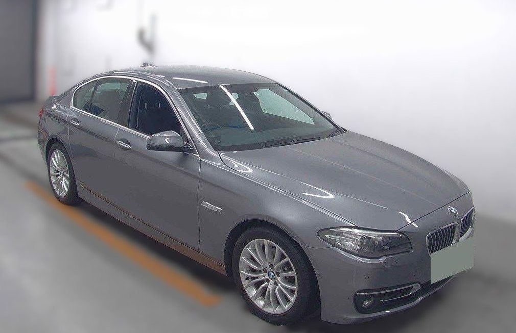 BMW 5 Series Listing Image