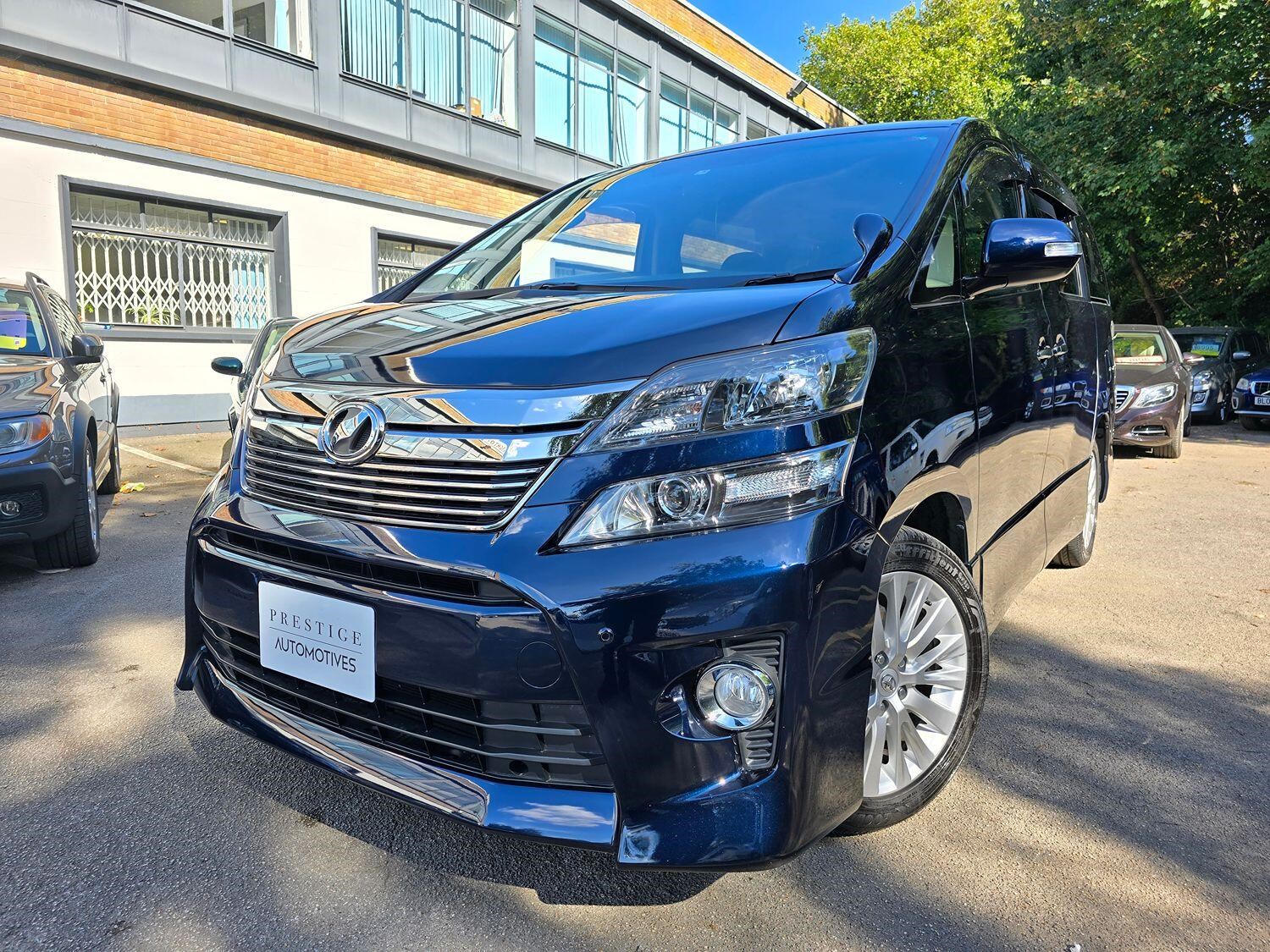 Toyota Vellfire Listing Image