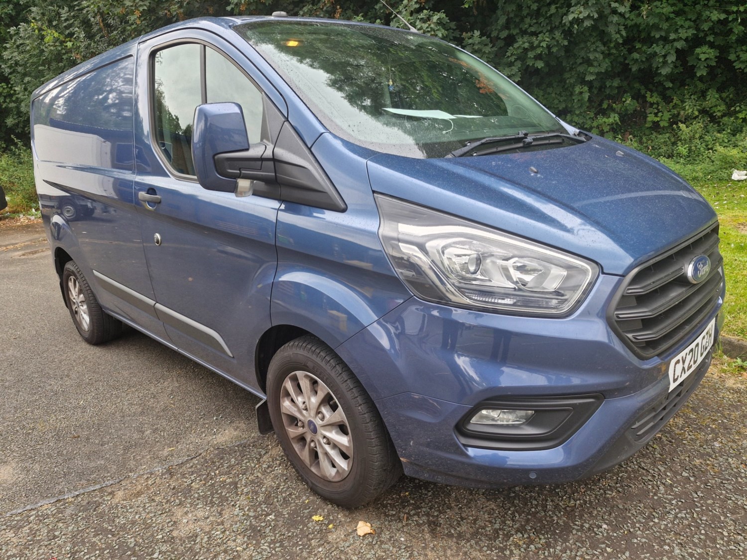 Ford Transit Custom Listing Image