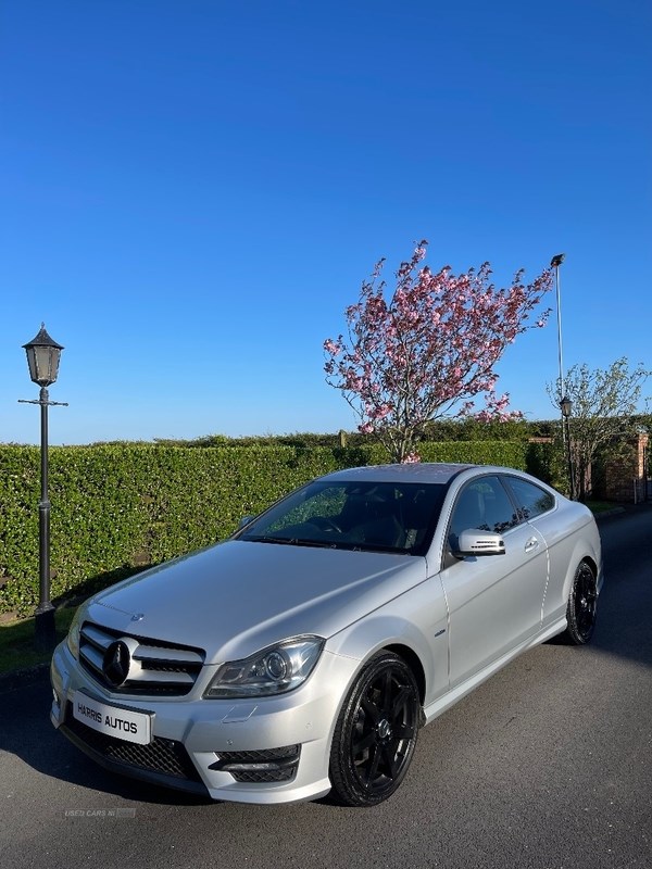 Mercedes-Benz C-Class Listing Image