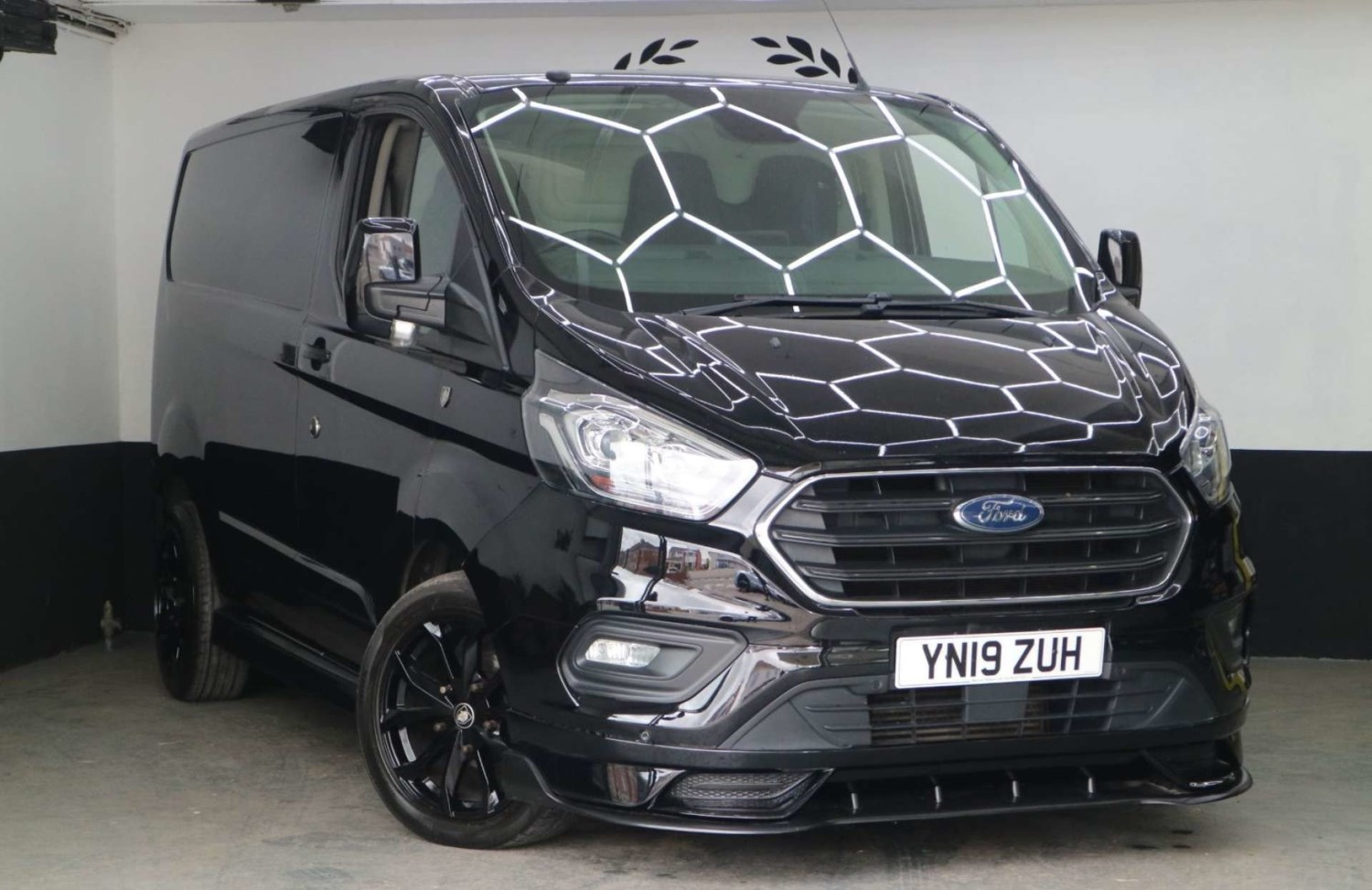 Ford Transit Custom Listing Image