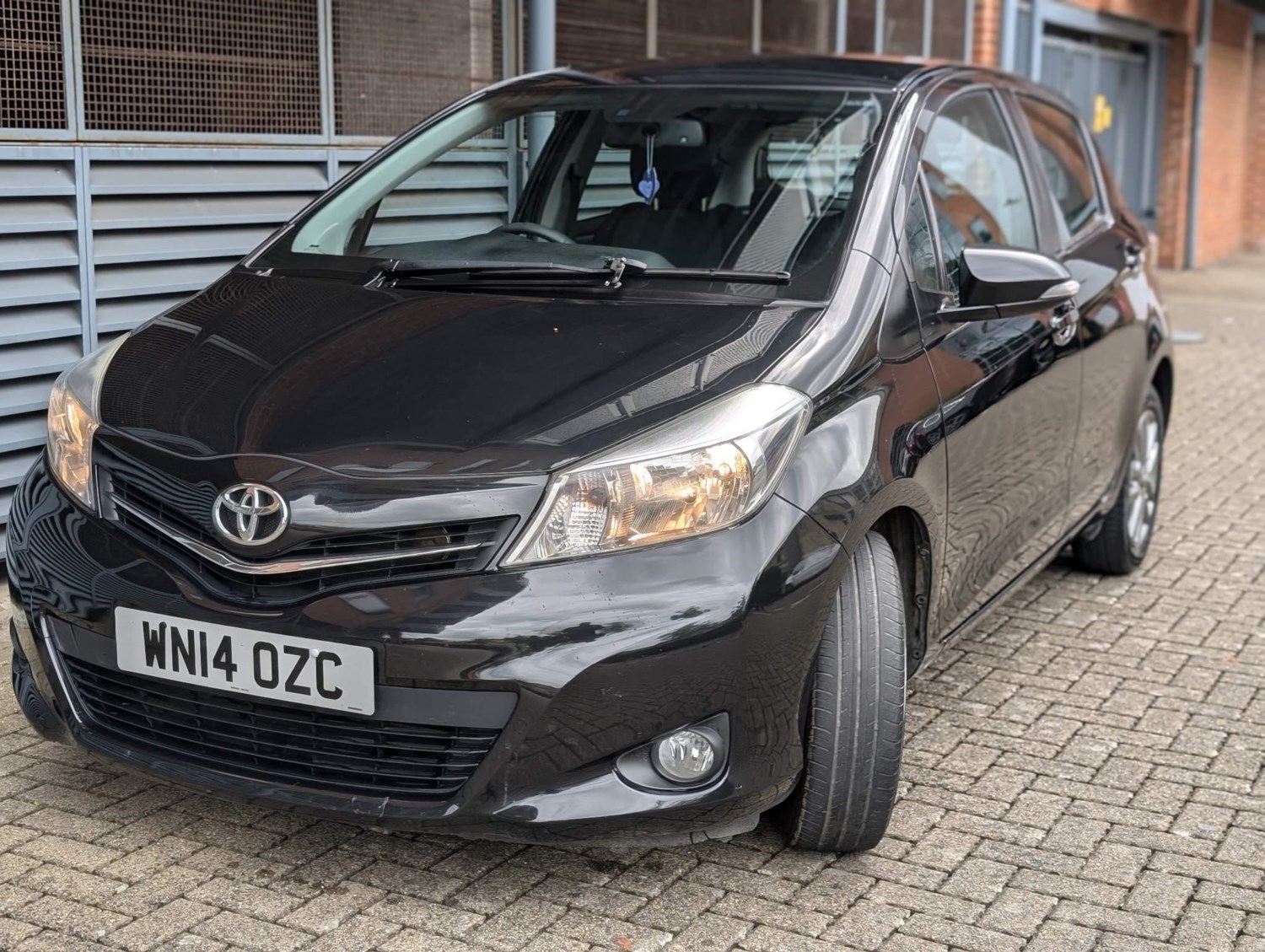 Toyota Yaris Listing Image