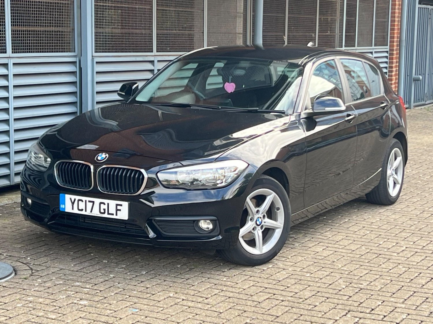 BMW 1 Series Listing Image