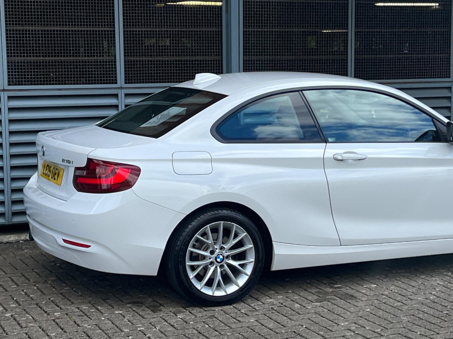 BMW 2 Series Listing Image