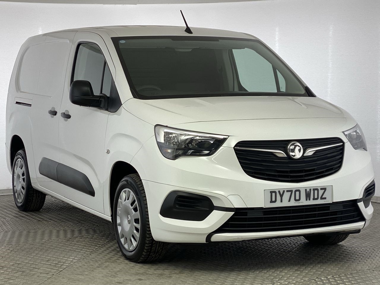 Vauxhall Combo Listing Image