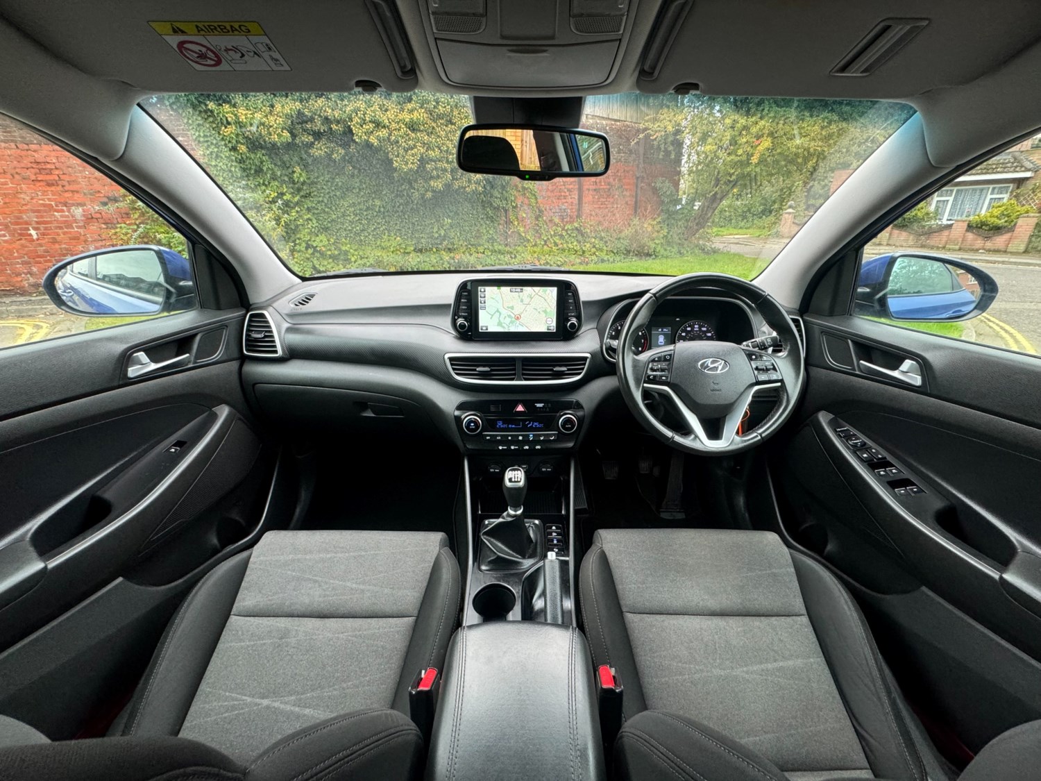 Hyundai TUCSON Listing Image