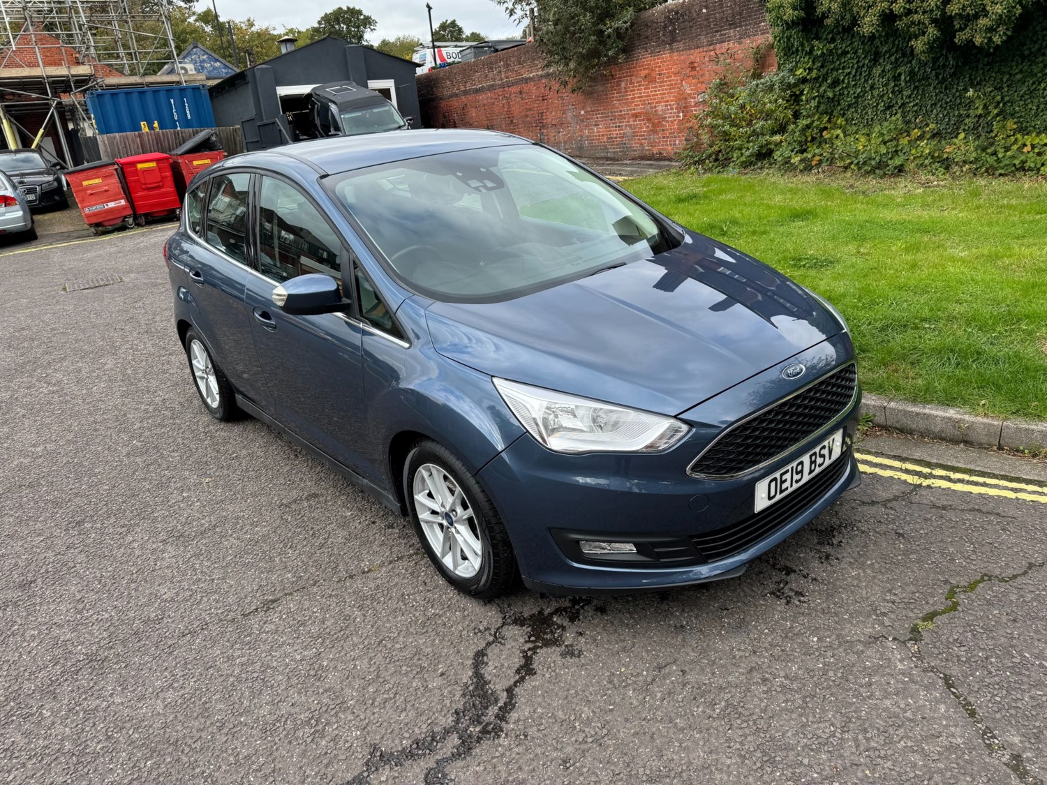 Ford C-Max Listing Image