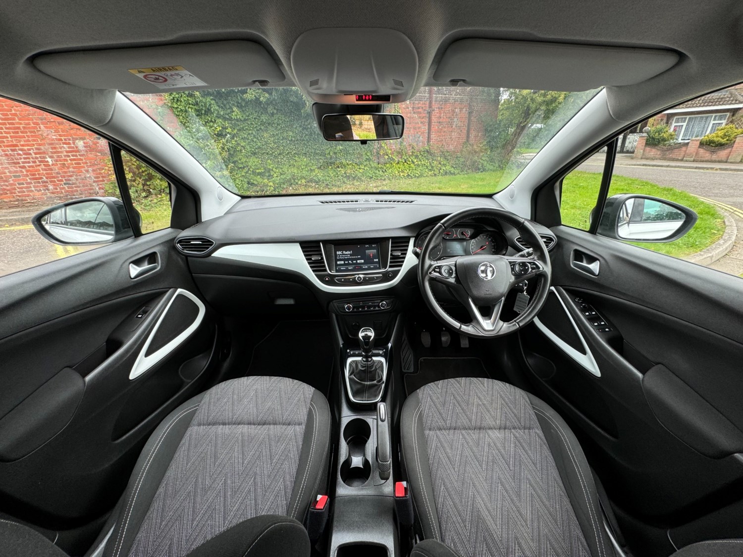 Vauxhall Crossland X Listing Image