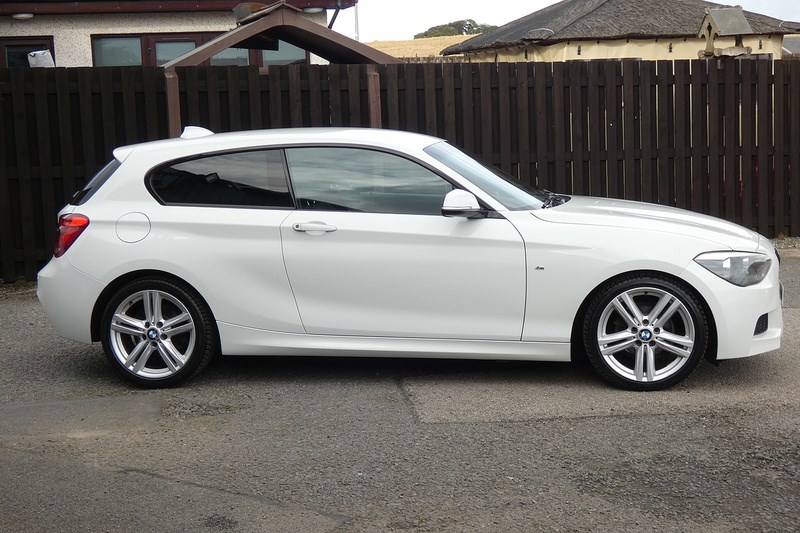 BMW 1 Series Listing Image