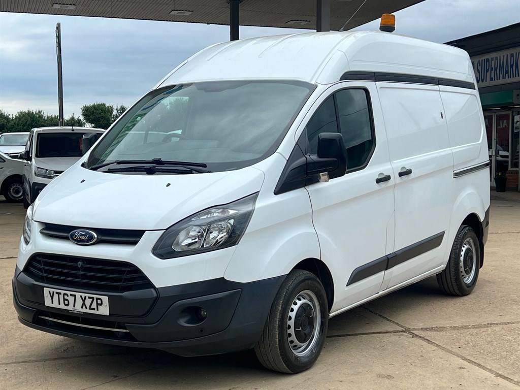 Ford Transit Custom Listing Image