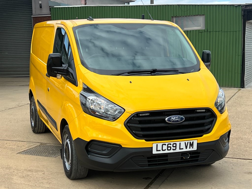 Ford Transit Custom Listing Image