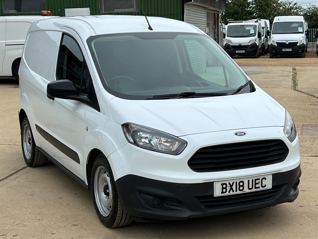 Ford Transit Courier Listing Image