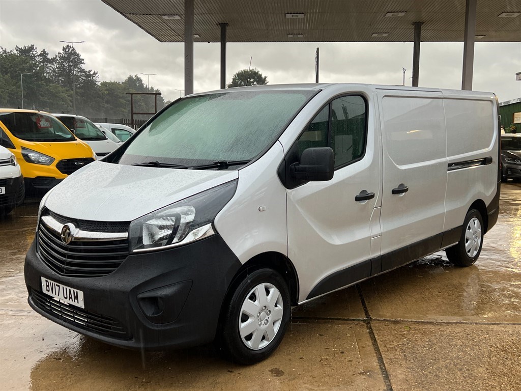 Vauxhall Vivaro Listing Image