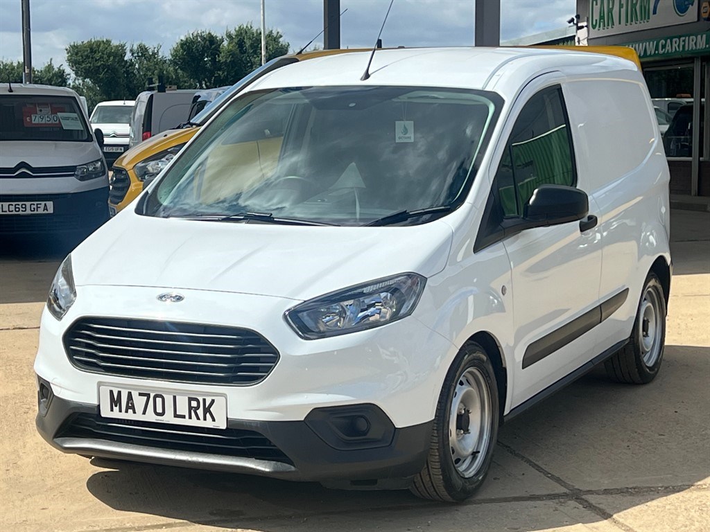 Ford Transit Courier Listing Image