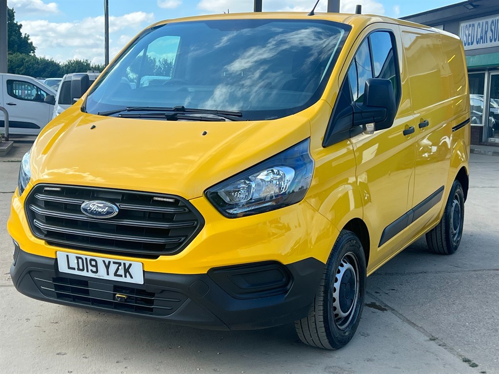 Ford Transit Custom Listing Image