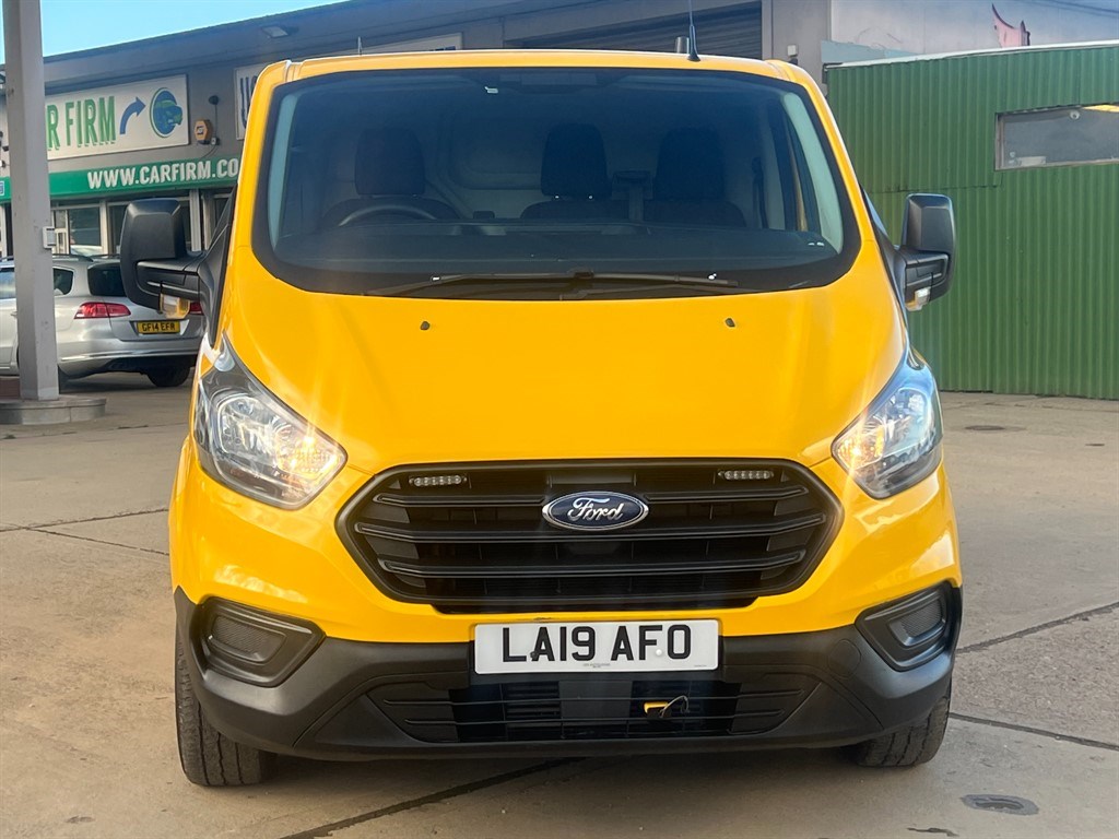 Ford Transit Custom Listing Image