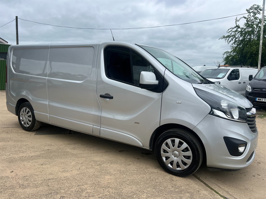 Vauxhall Vivaro Listing Image