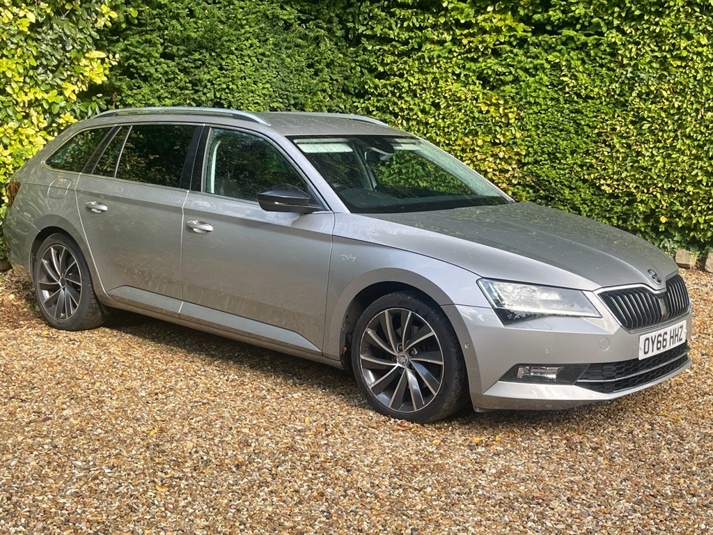 Skoda Superb Listing Image