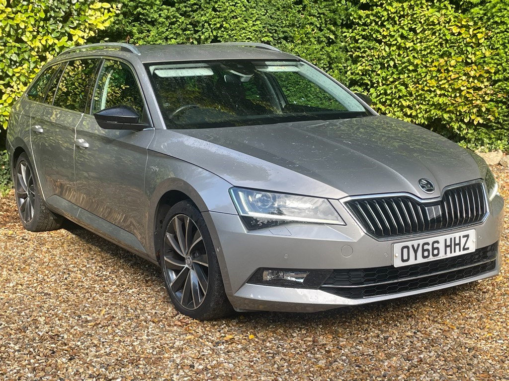 Skoda Superb Listing Image