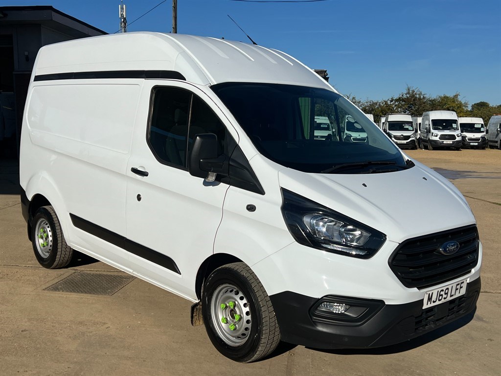 Ford Transit Custom Listing Image