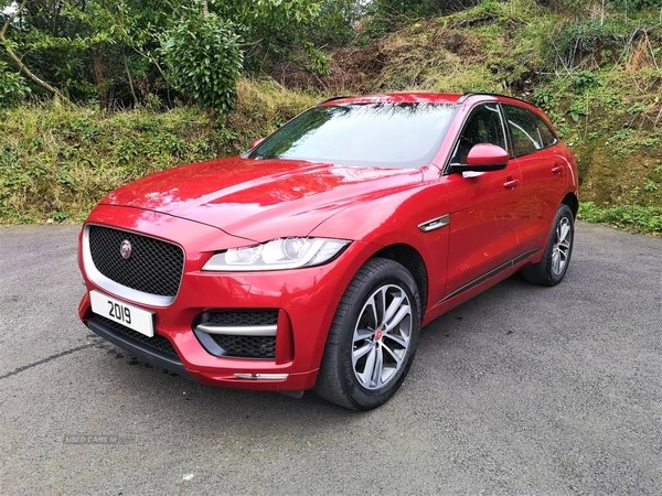 Jaguar F-PACE Listing Image